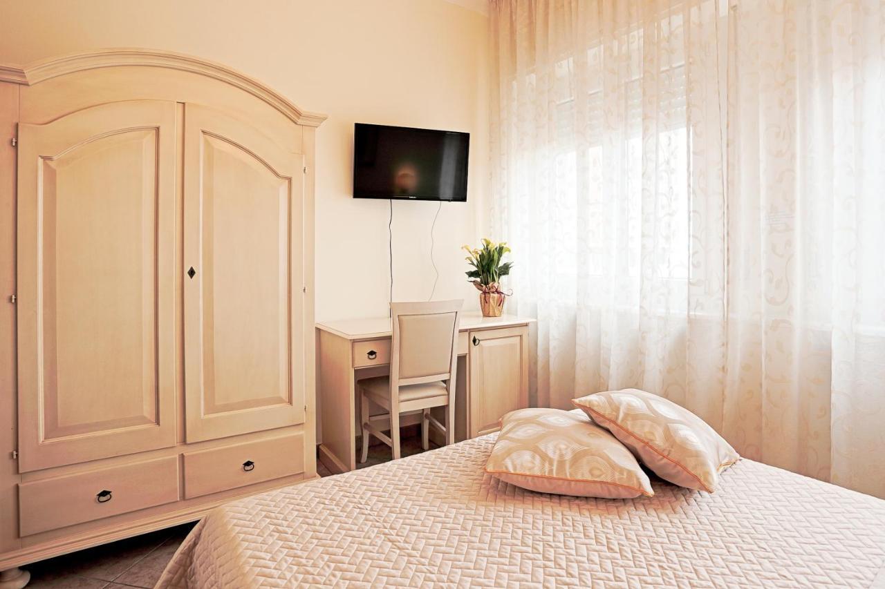 Il Castello Guest House Sassari Luaran gambar